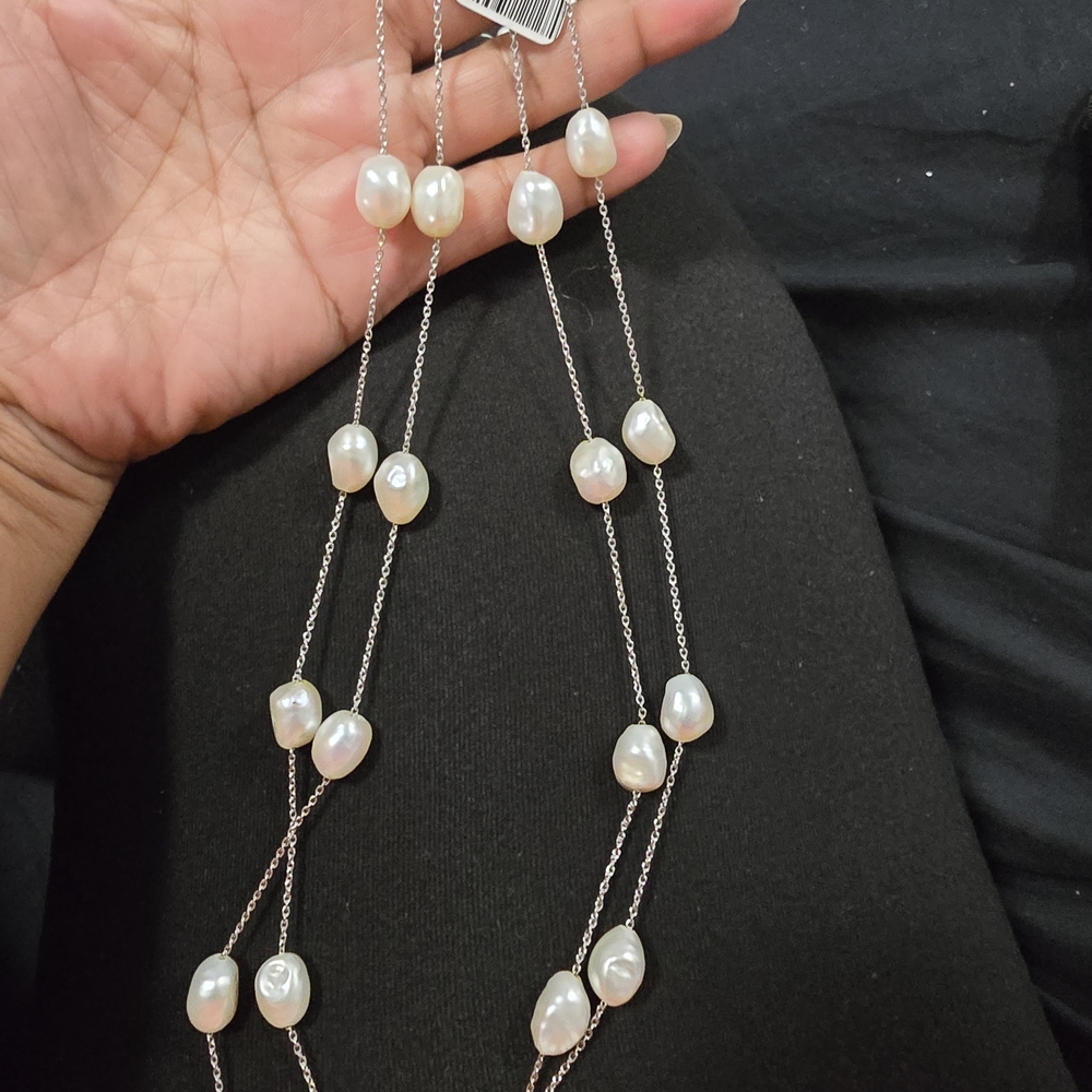 Elegant Pearl Necklace with Silver Chain